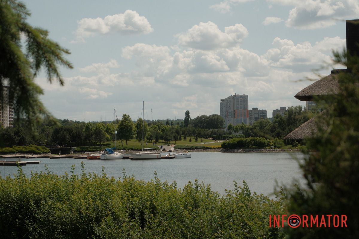 Яхт-клуб "Сечь" летом: уголок природы в сердце Днепра 81