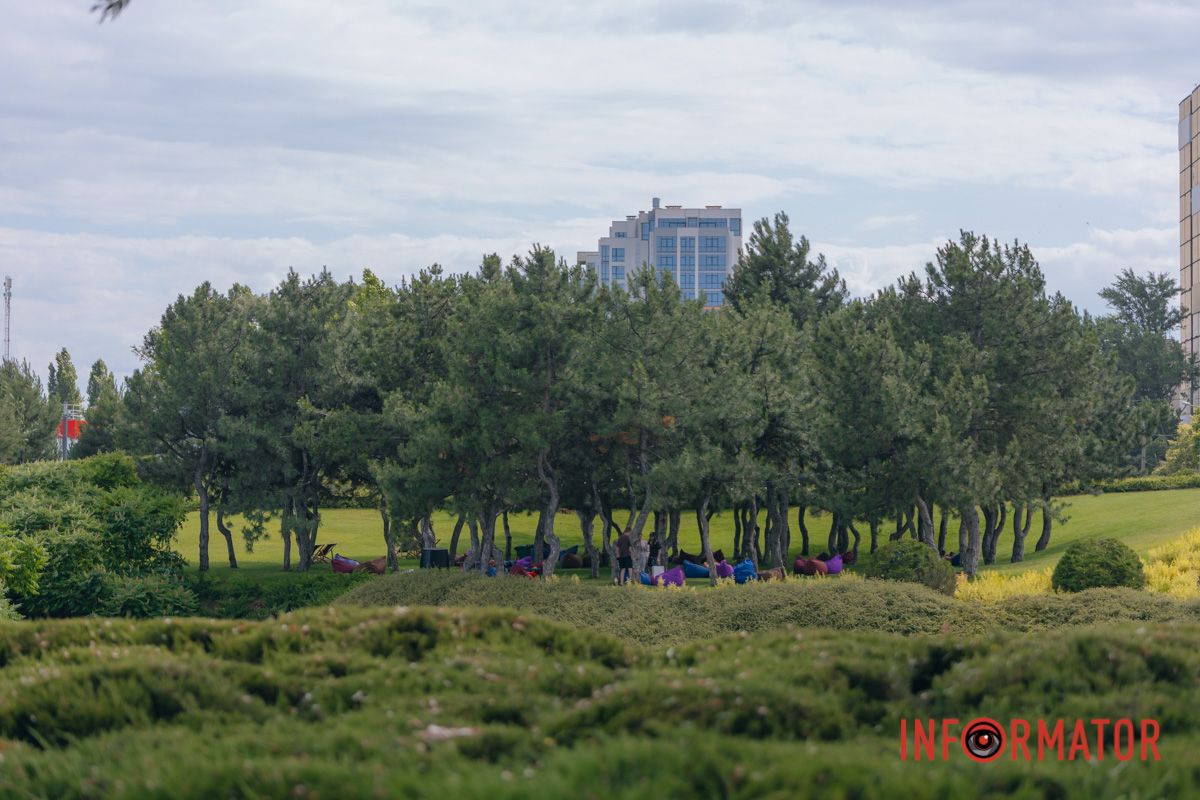 Яхт-клуб "Сечь" летом: уголок природы в сердце Днепра 97