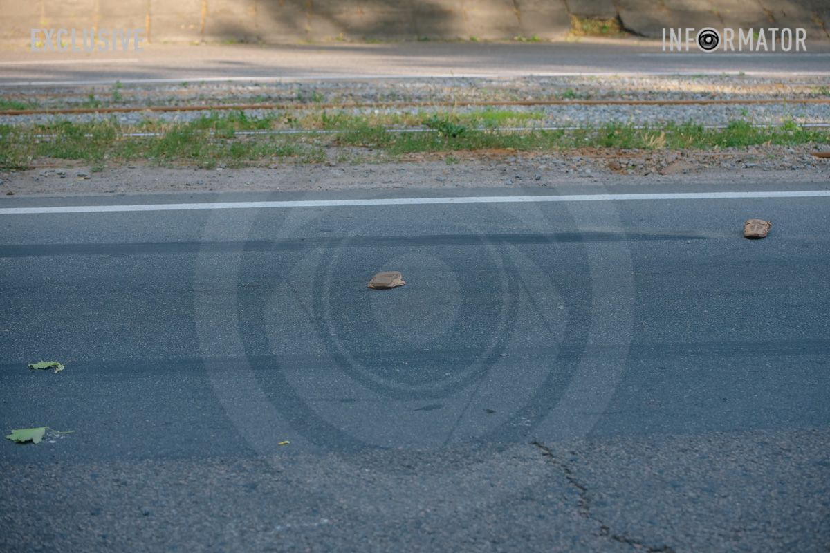 Тут під колеса автівки потрапив чоловік