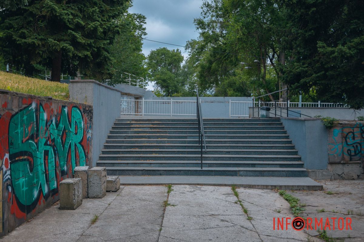 Бетон, кирпич и забота