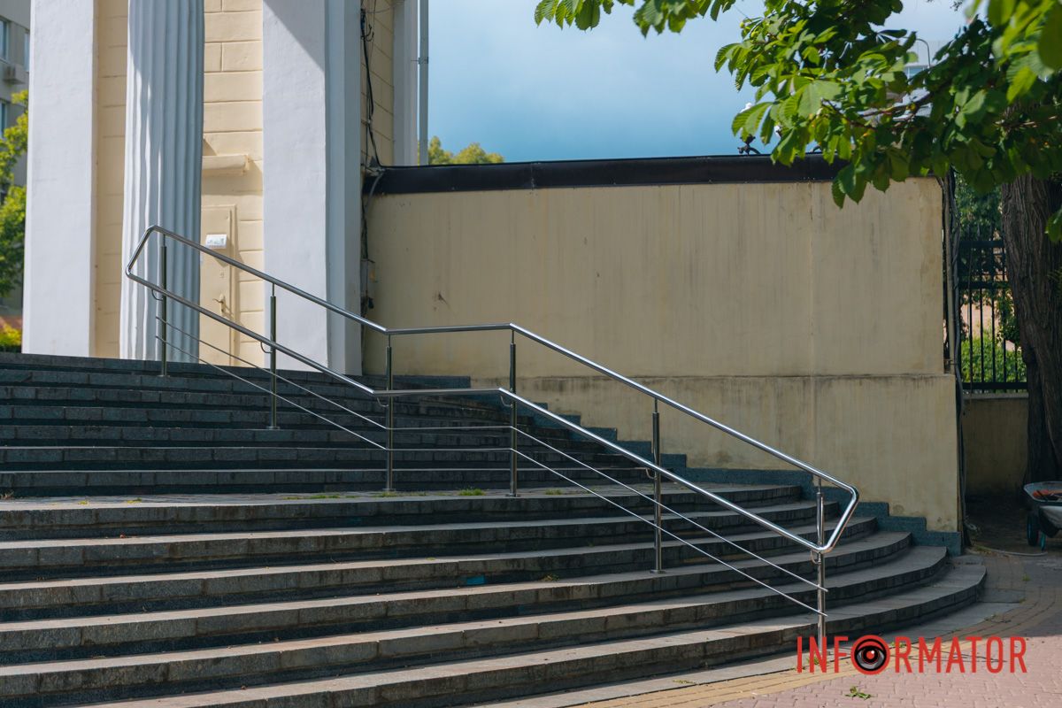 Все делают для комфорта местных