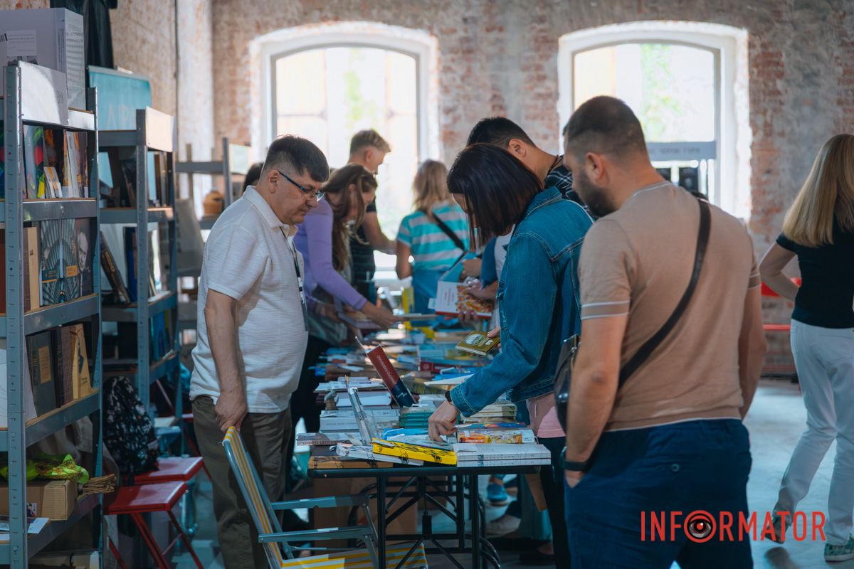 Фокусна програма фестивалю називається “Місця і корені”