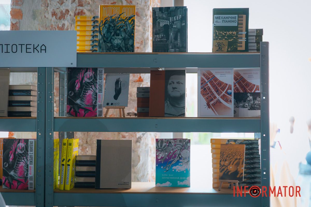 Програма фестивалю про те, як минуле робить нас тими, хто ми є, про пошук локальної і не тільки ідентичності, про втрачені місця, але набуті корені