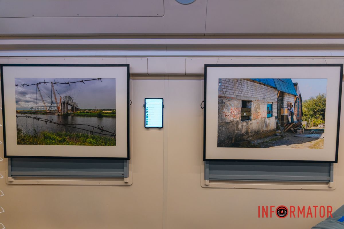 В Днепр прибыл художественный поезд с работами известного американского мецената Говарда Баффета 6