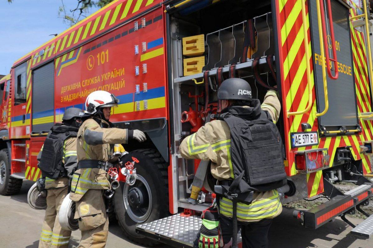 У Дніпрі також постраждали близько 70 людей, серед них десятеро – діти Кількість загиблих зросла: у Дніпрі ракетні удари рф обірвали 7 життів, у Самару – ще два 2