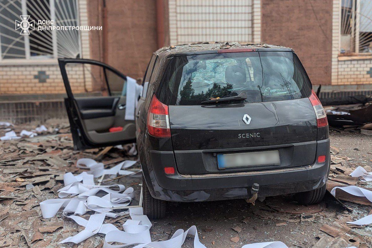 У Кривому Розі лунали вибухи Спрямували БпЛА по Кривому Рогу: рятувальники показали, як виглядає місце "прильоту" 1