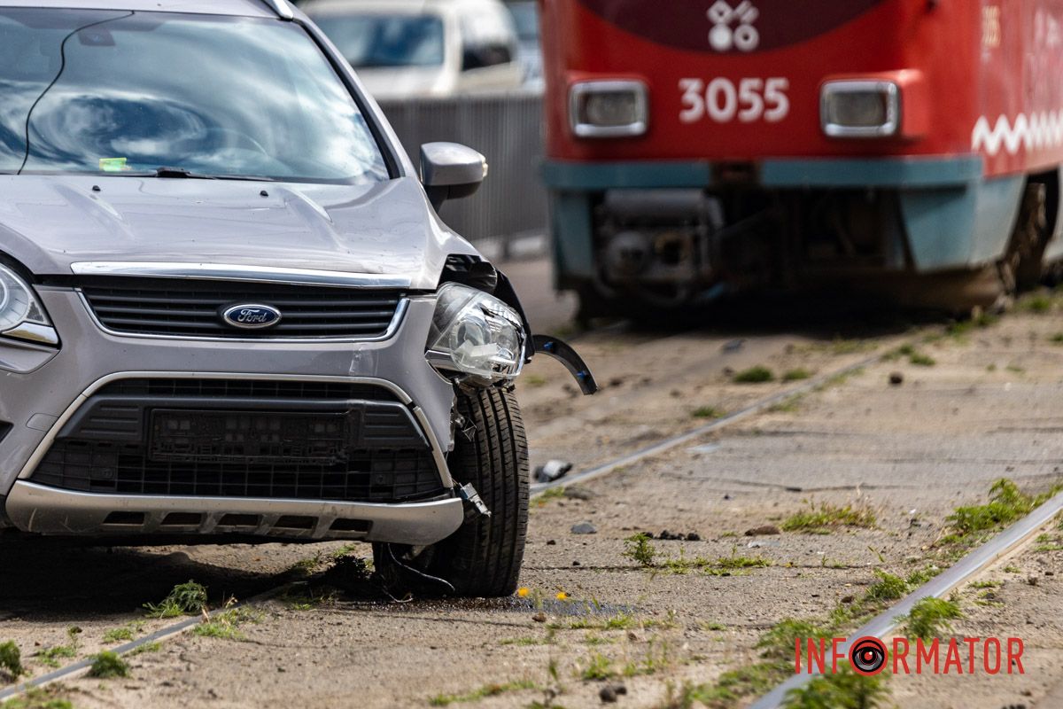 Пошкодження автомобіля Пошкодження автомобіля