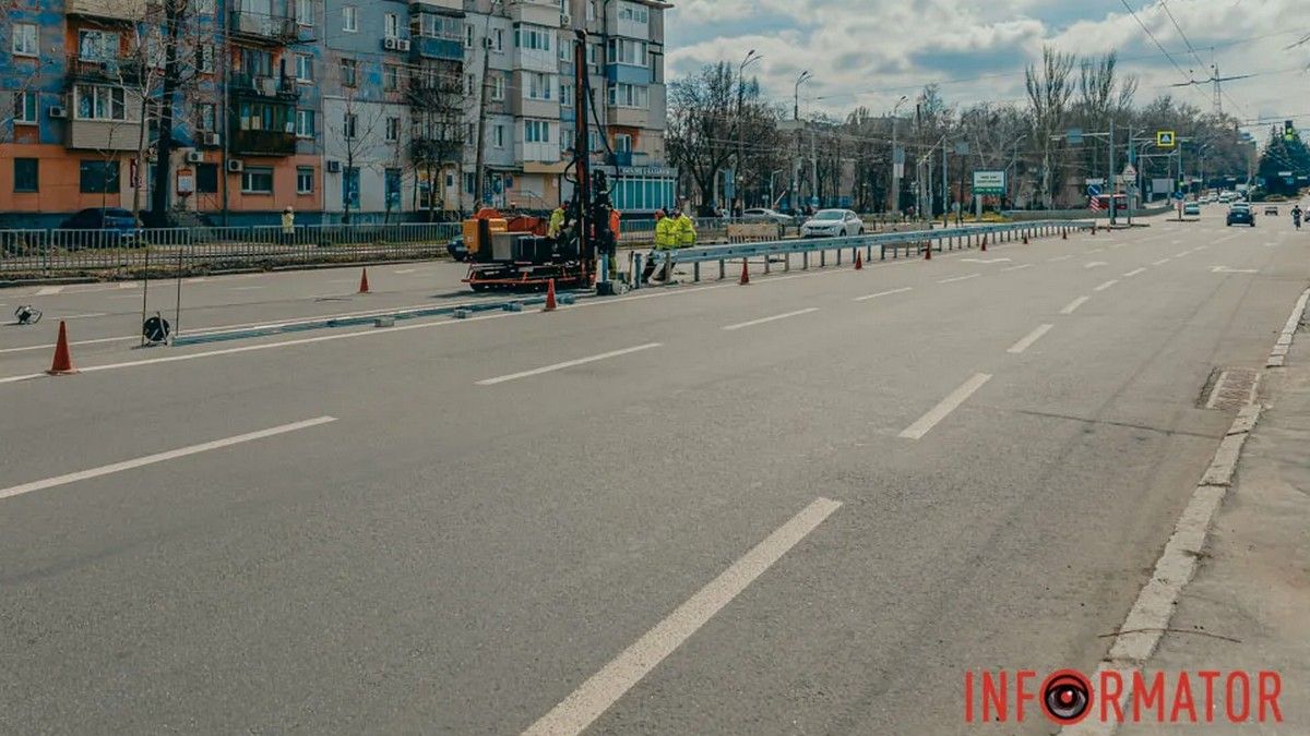 У Дніпрі планують на рік перекрити тротуар на проспекті Науки