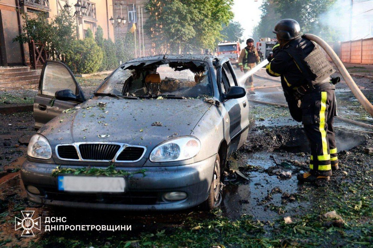 Постраждали 8 людей Вечерні удари по Кривому Рогу: постраждалих вже 8, з’явилося з місць «прильотів» 3