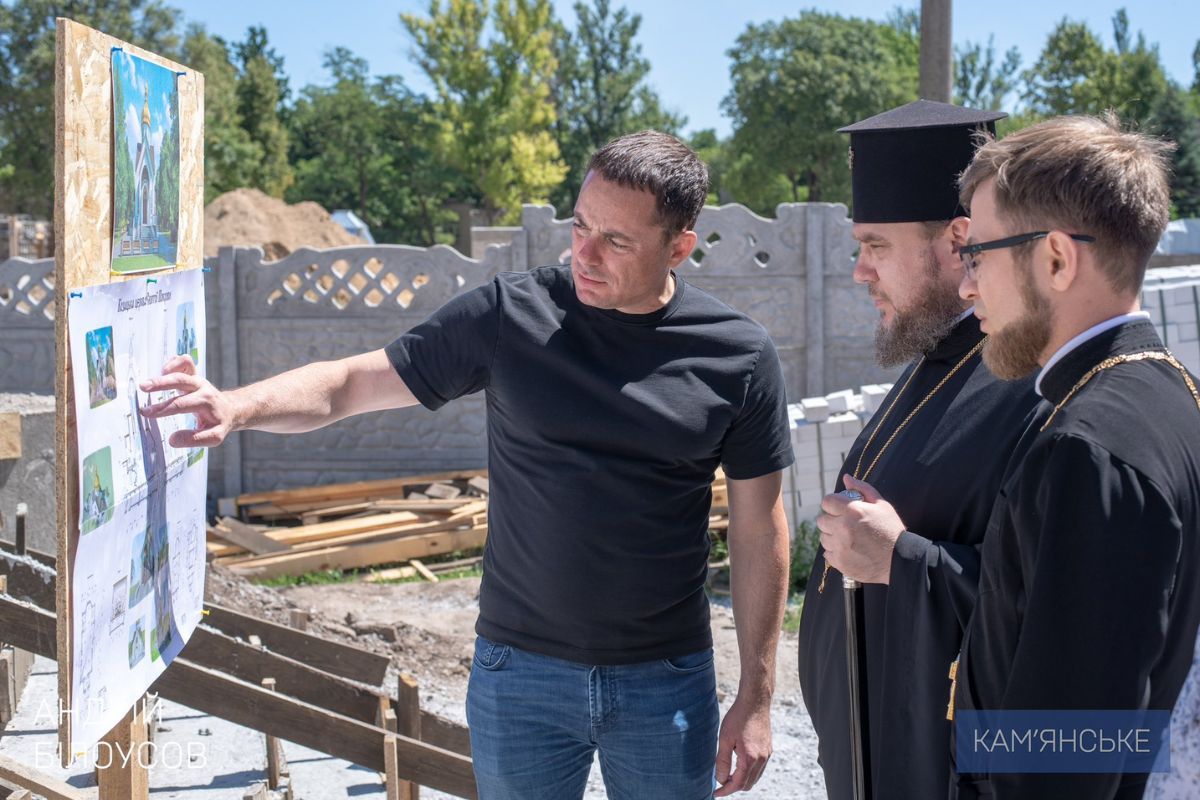 В Каменское с архипастырским визитом приехал Управляющий Днепровской епархией Православной Церкви Украины — Митрополит Симеон