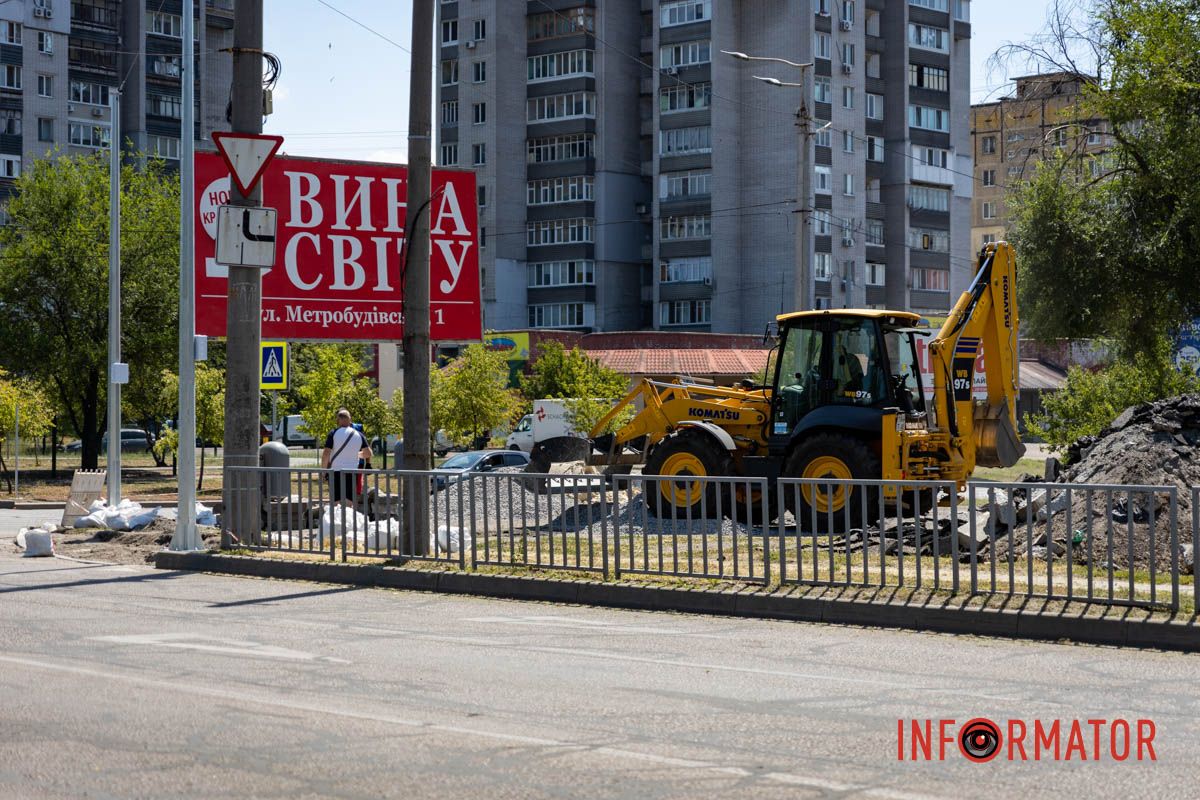 Работает строительная техника