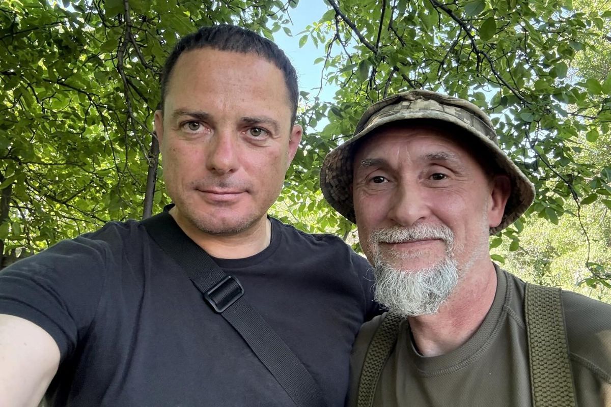 Мер Кам’янського Андрій Білоусов разом із командою відвідали Захисників на Донецькому напрямку