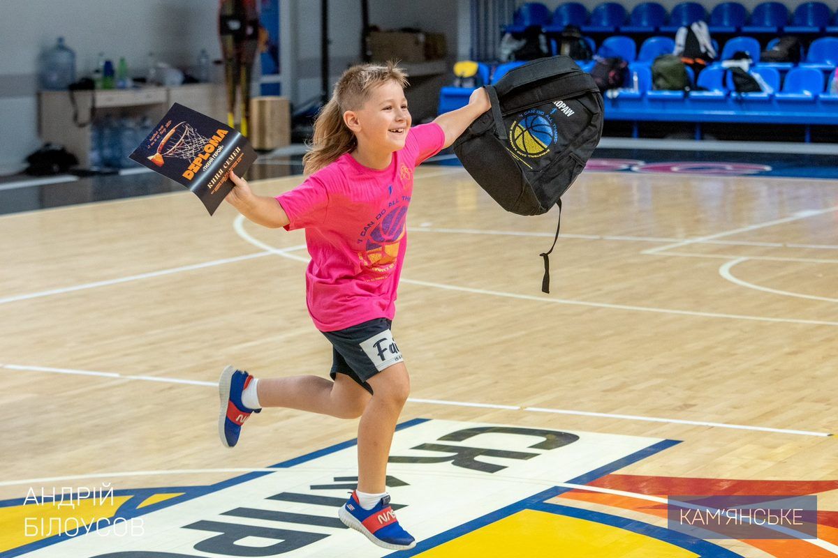 Тренировки сочетались с просмотром и анализом матчей, тренингами, общением и новыми знакомствами