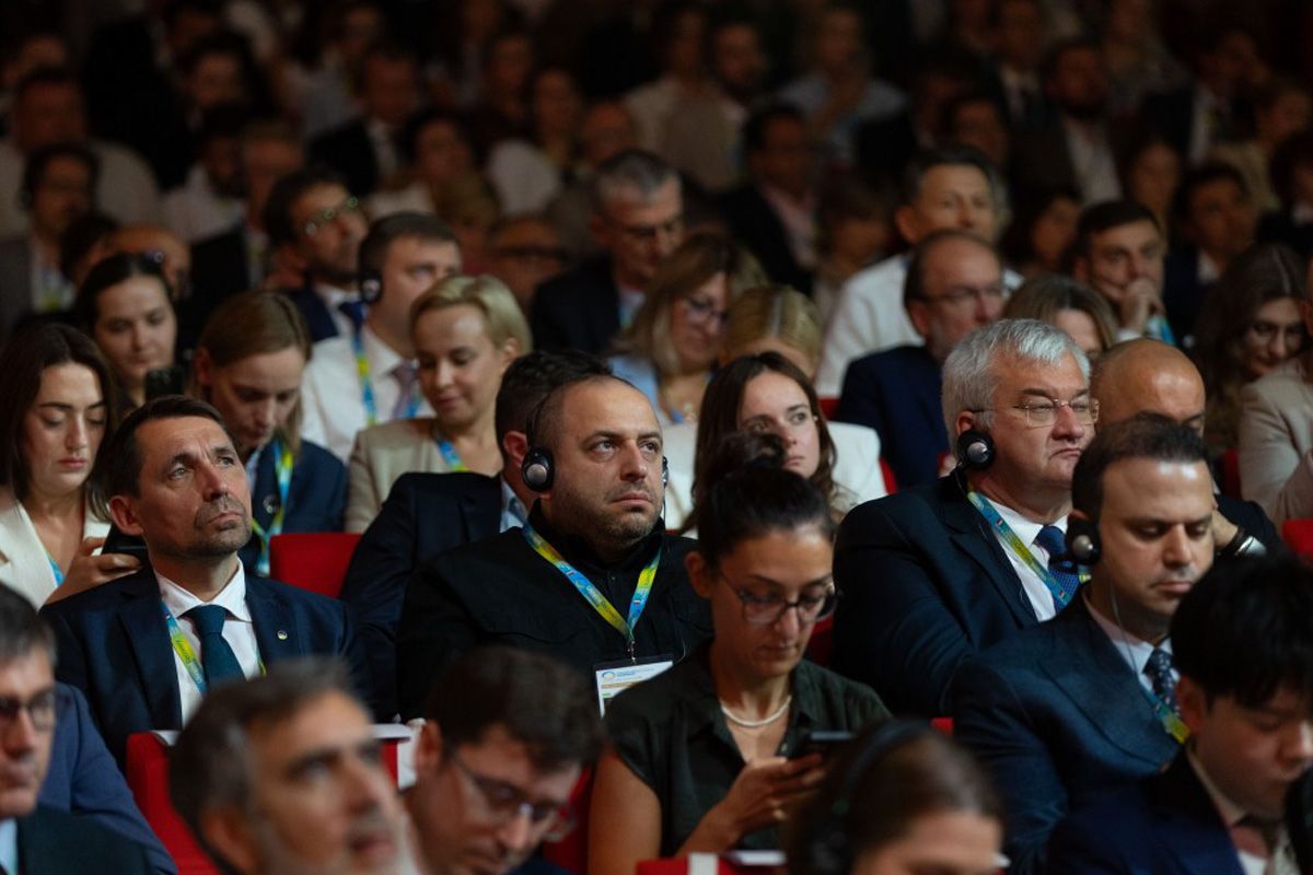 Они внедряют в области инициативы, нацеленные на детей