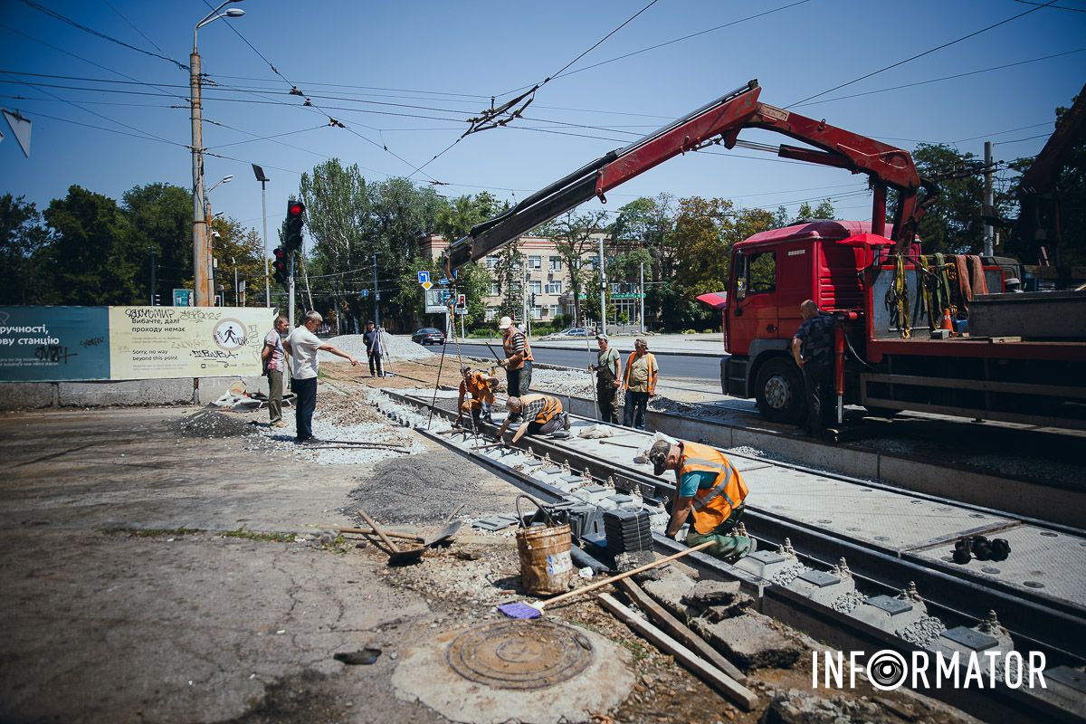 В скором времени работы завершат Продолжается второй этап: как в Днепре продвигаются работы на перекрестке проспектов Яворницкого и Науки 10
