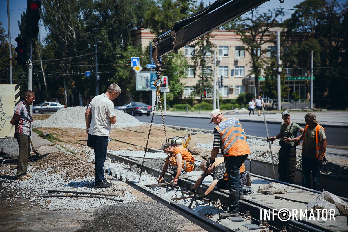 Работы стартовали на этом участке 5 июля Продолжается второй этап: как в Днепре продвигаются работы на перекрестке проспектов Яворницкого и Науки 9