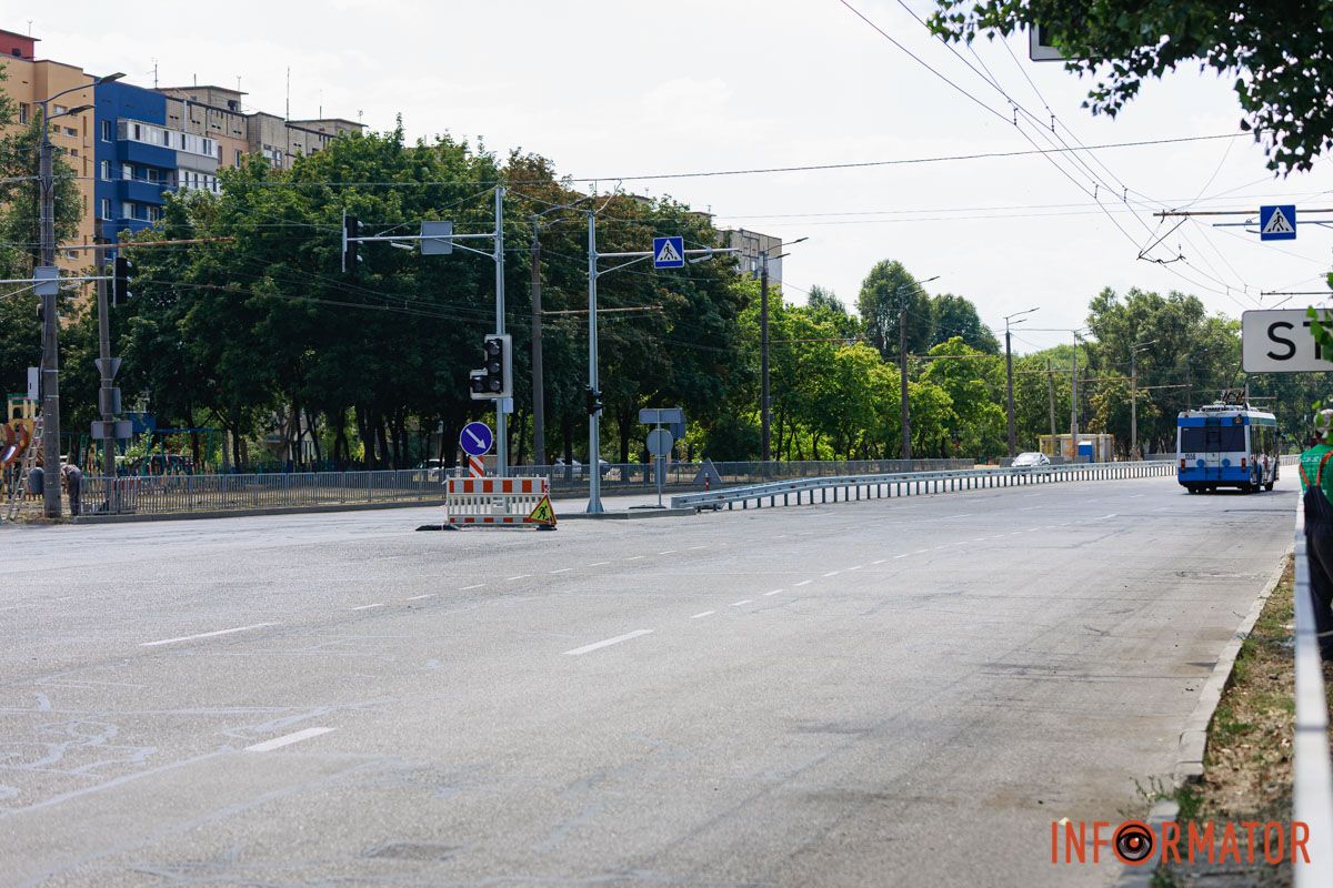 На даній ділянці 8 смух руху На даній ділянці 8 смух руху