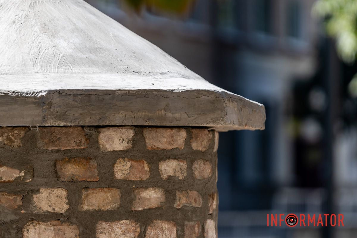 Она появилась на месте старухи, которой более 100 лет