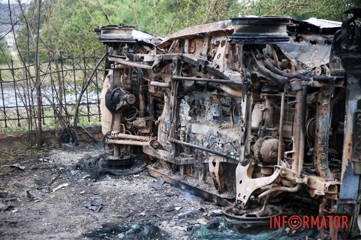 Поврежден взрывом Ночная атака по Днепру беспилотниками 17 июля: фоторепортаж Информатора 1