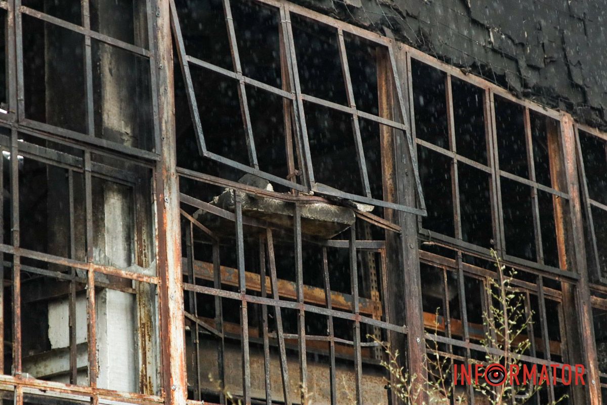 Последствия атаки Ночная атака по Днепру беспилотниками 17 июля: фоторепортаж Информатора 8