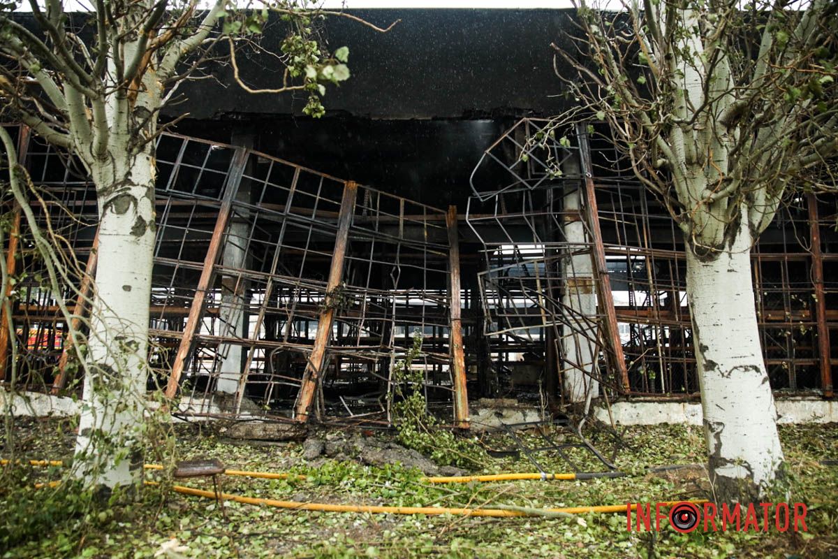 Возник пожар Ночная атака по Днепру беспилотниками 17 июля: фоторепортаж Информатора 9