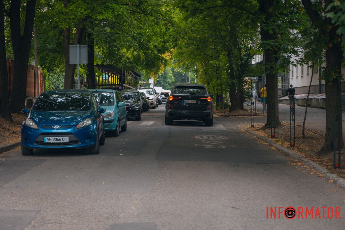 Заехать — невозможно уехать: в Днепре из-за дорожных работ перекрыли улицу Акинфиева, ищите другой маршрут 1