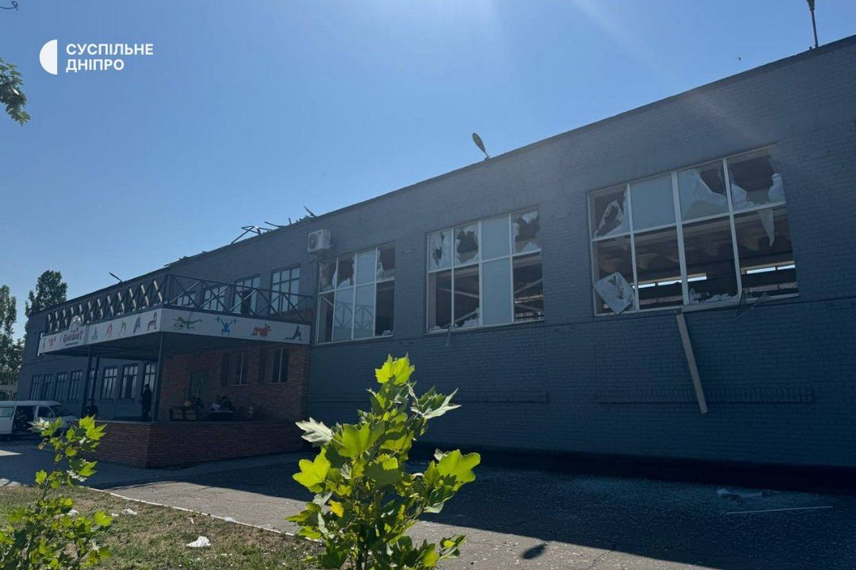 Понівечений спорткомплекс