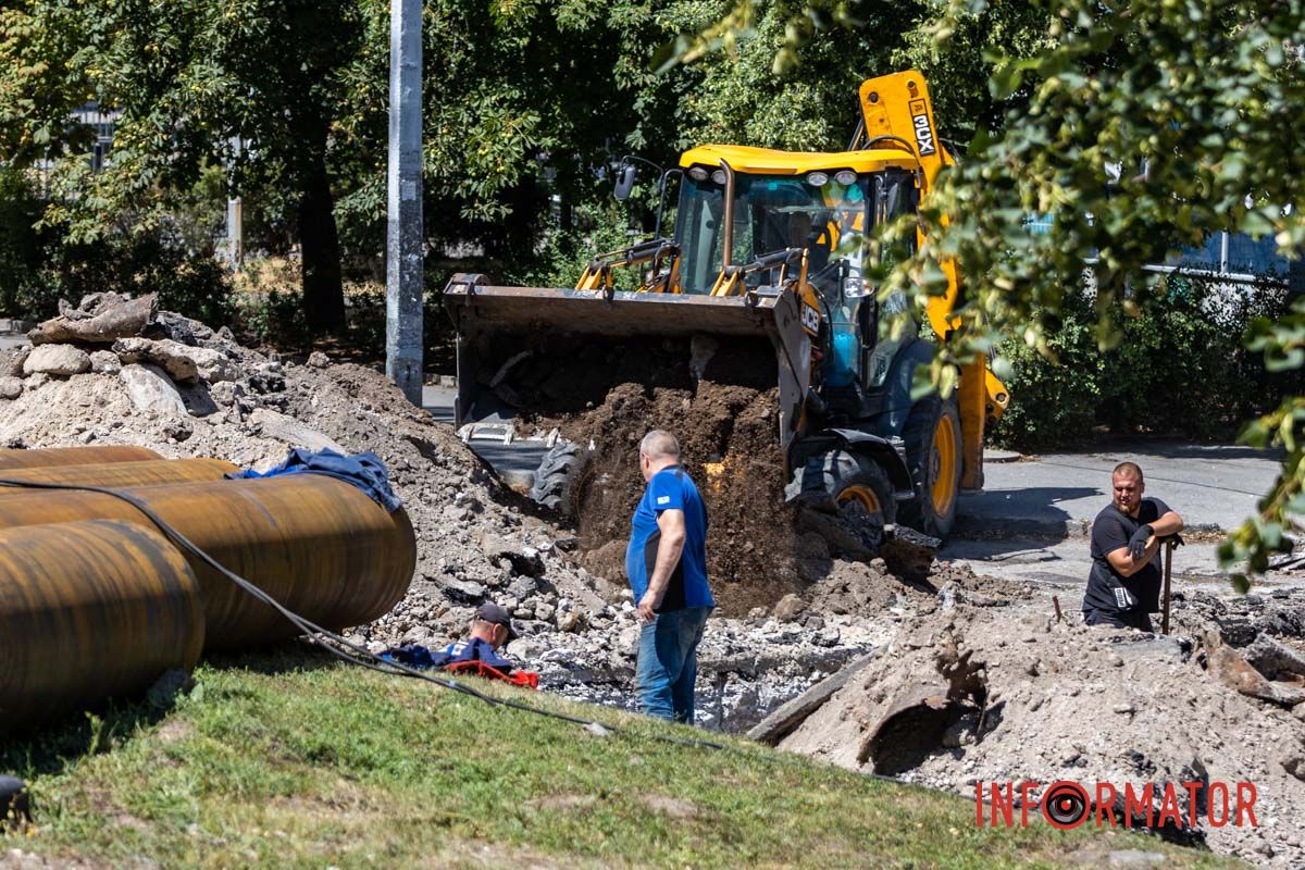 В Днепре частично перекрыли улицу Владимира Антоновича: идет подготовка к отопительному сезону 10