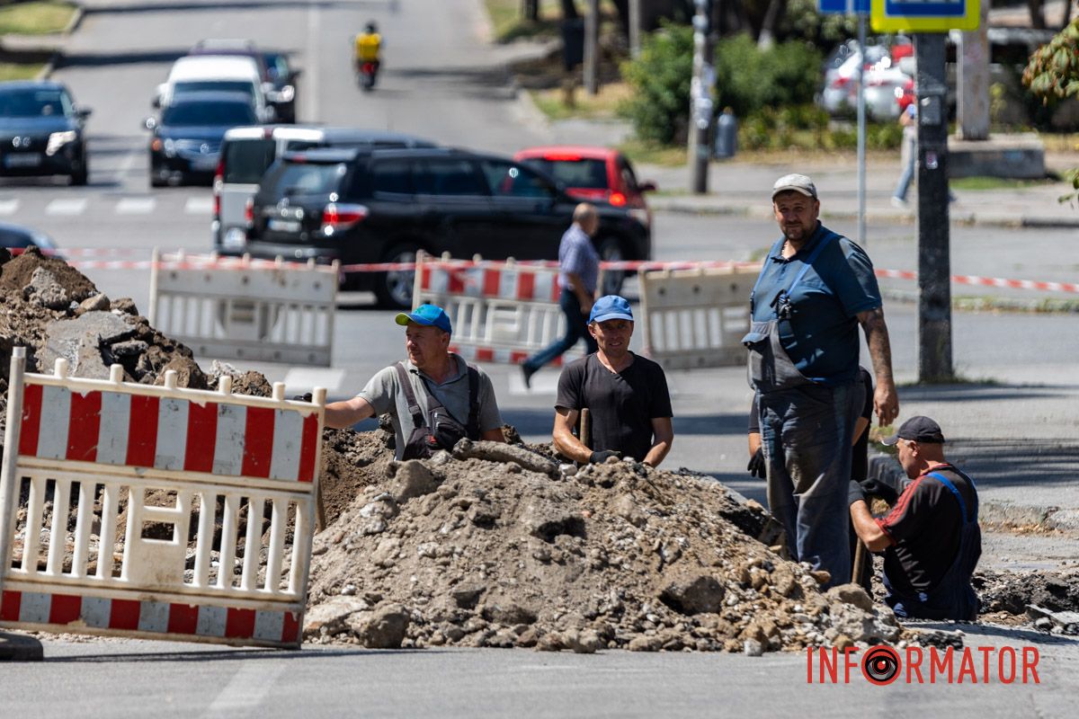 В Днепре частично перекрыли улицу Владимира Антоновича: идет подготовка к отопительному сезону 9