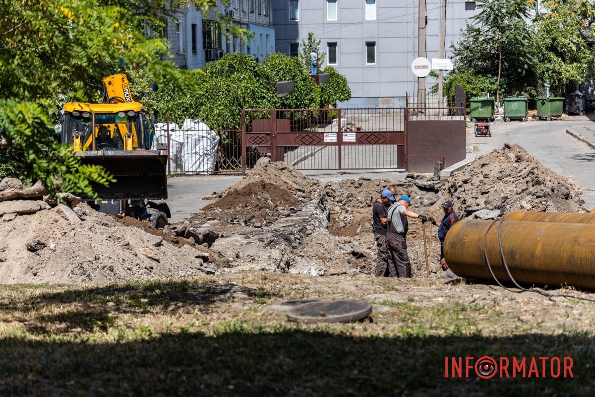 В Днепре частично перекрыли улицу Владимира Антоновича: идет подготовка к отопительному сезону 13