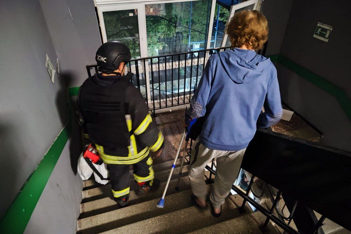 Пошкоджені пологовий будинок та лікарня Пошкоджені пологовий будинок та лікарня