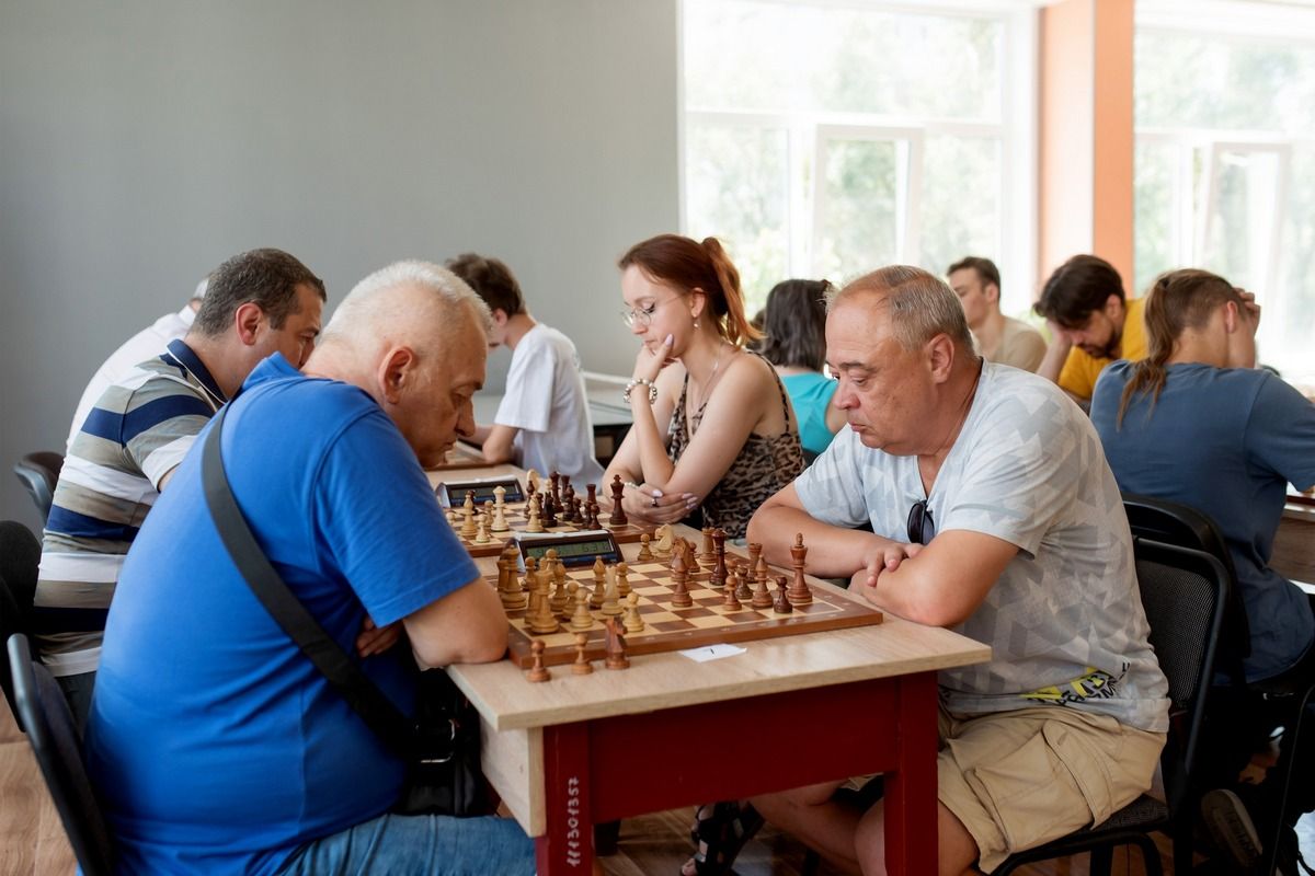 Про наступні шахові турніри на лівому березі Дніпра Дмитро Кисилевський пообіціяв сповіщати у Facebook Рекордна кількість учасників: у Придніпровську у Дніпрі пройшов шаховий турнір 5