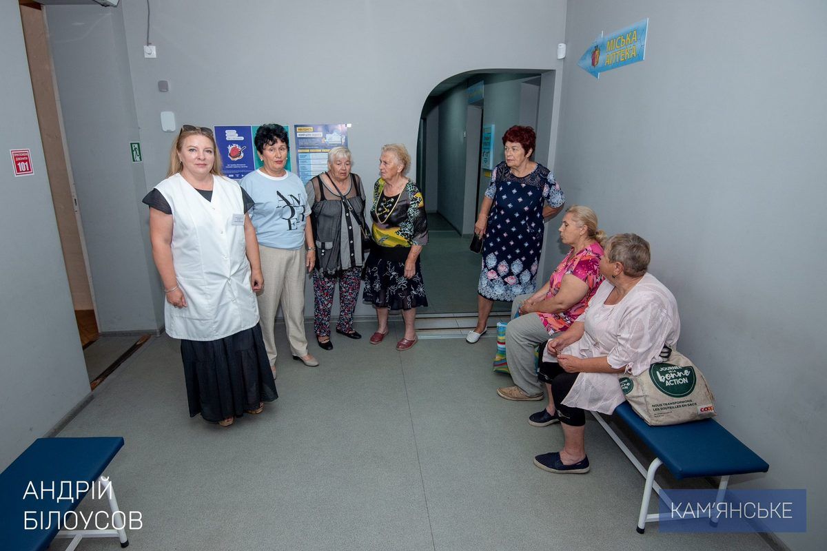 У селищі Карнаухівка відкрили аптечний пункт комунального підприємства «Міська аптека» 2