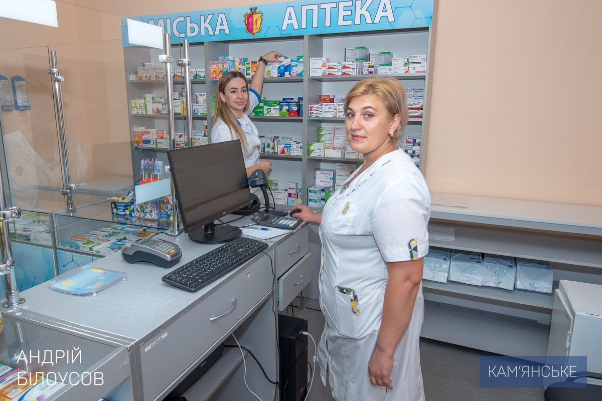 У селищі Карнаухівка відкрили аптечний пункт комунального підприємства «Міська аптека» 7