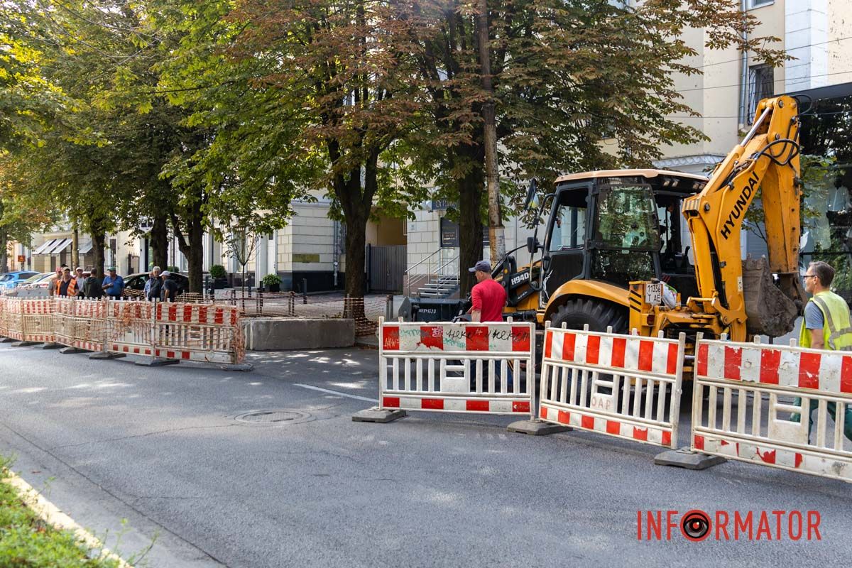 Роботи виконує КП “Дніпроводоканал” У Дніпрі перекрили частину вулиці Вернадського: що сталося 6