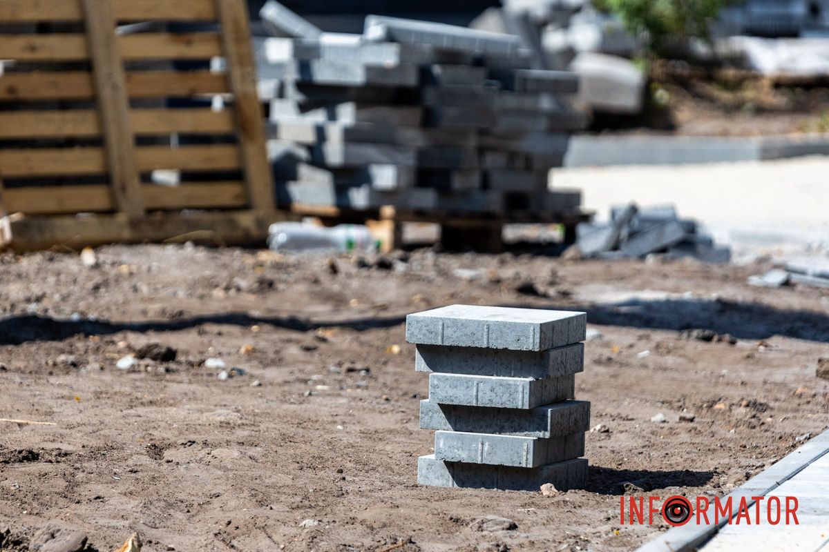 Ремонтні роботи на Мусліма Магомаєва