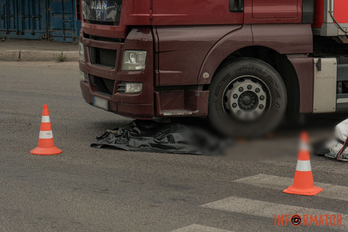 У неділю, 3 серпня, на перехресті Донецького шосе та вулиці Березинської сталася ДТП У неділю, 3 серпня, на перехресті Донецького шосе та вулиці Березинської сталася ДТП