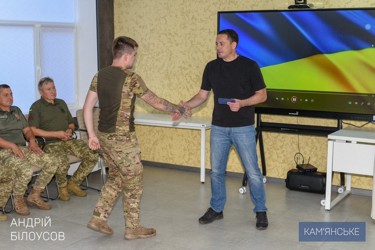 До Дня Повітряних Сил ЗСУ До Дня Повітряних Сил ЗСУ: у Кам'янському відзначили Захисників 2