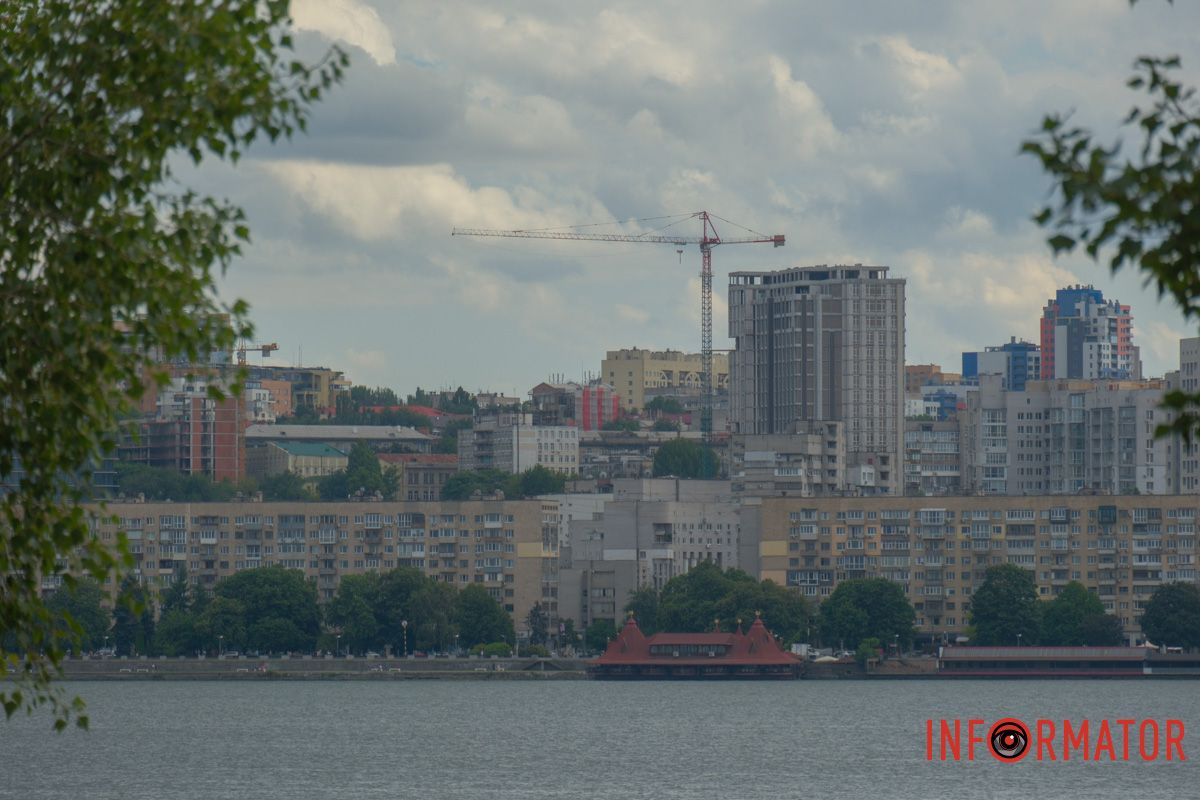 Взгляд сквозь бетонную тишину