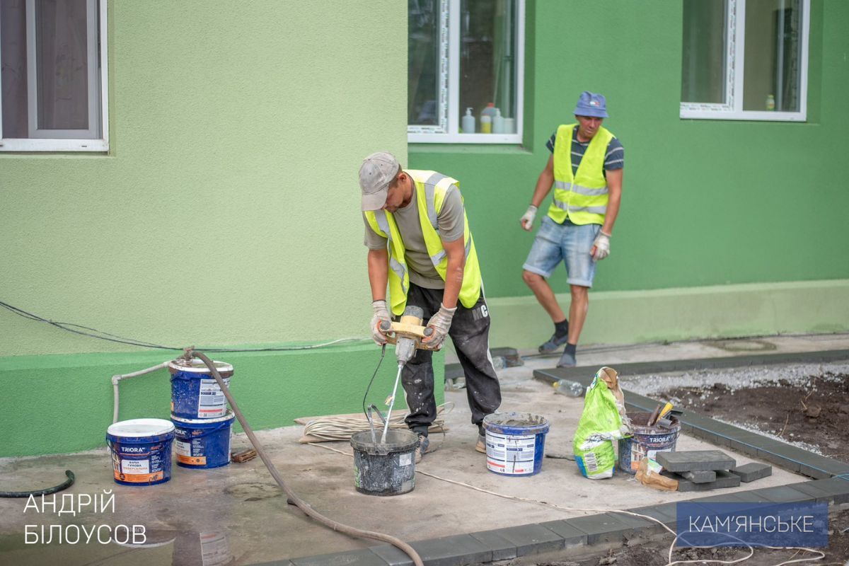 Мэр города проверил, как проходят работы Мэр города проверил, как проходят работы