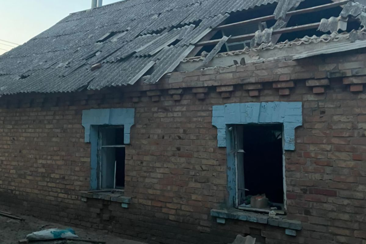 Под атаками врага были Покровская, Мировская и Марганецкая общины Никопольского района и Никополь. Под атаками врага были Покровская, Мировская и Марганецкая общины Никопольского района и Никополь.