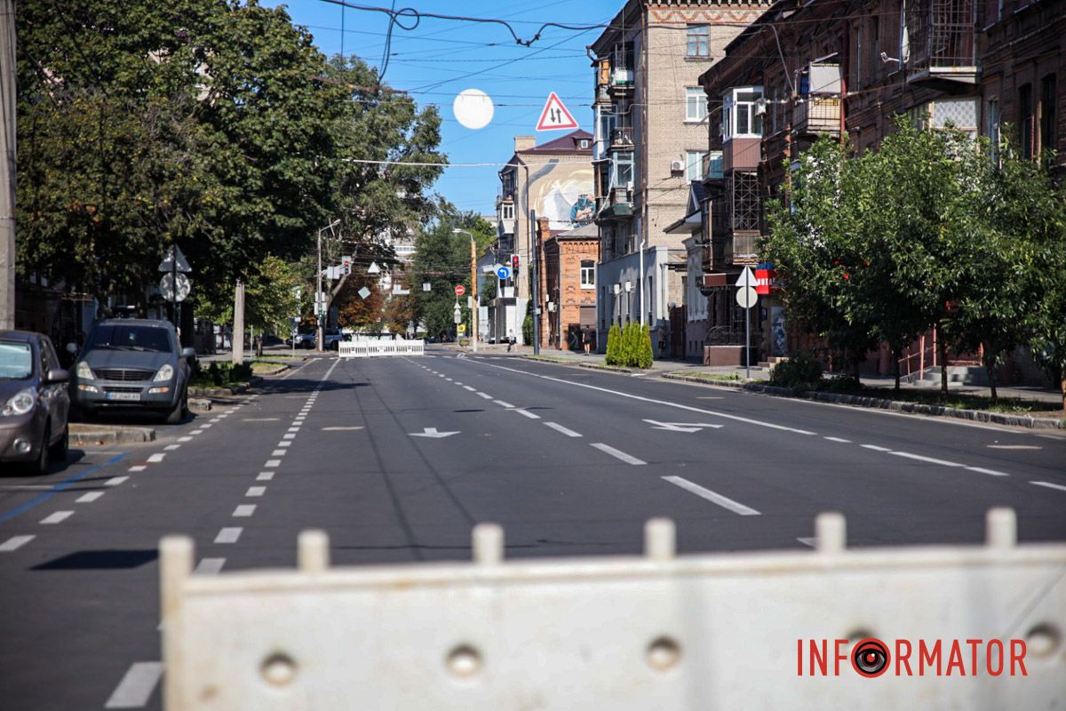 На період проведення робіт громадський транспорт у Дніпрі змінить маршрут У Дніпрі на пів року перекрили центр міста: як курсуватиме громадський транспорт 10