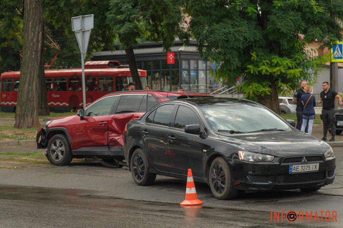 Усі обставини з'ясовуються Усі обставини з'ясовуються
