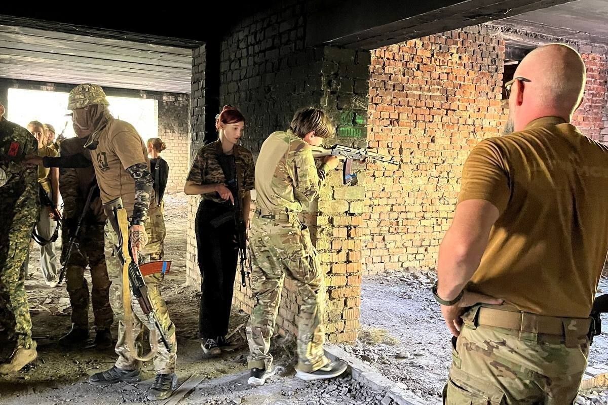 Вишкіл провели для тих, хто вже пройшов перший рівень військово-тактичної підготовки та отримав базові теоретичні знання