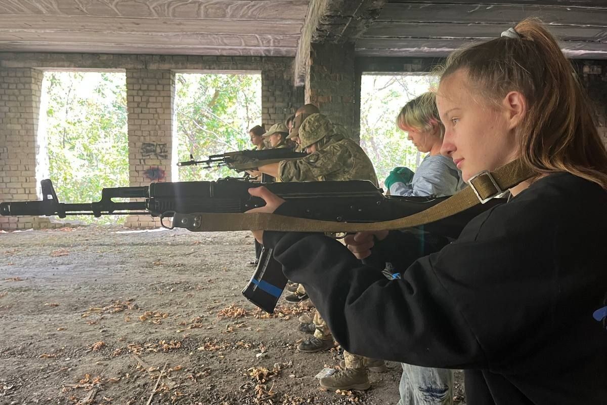 У Дніпрі пройшов військовий вишкіл для молоді
