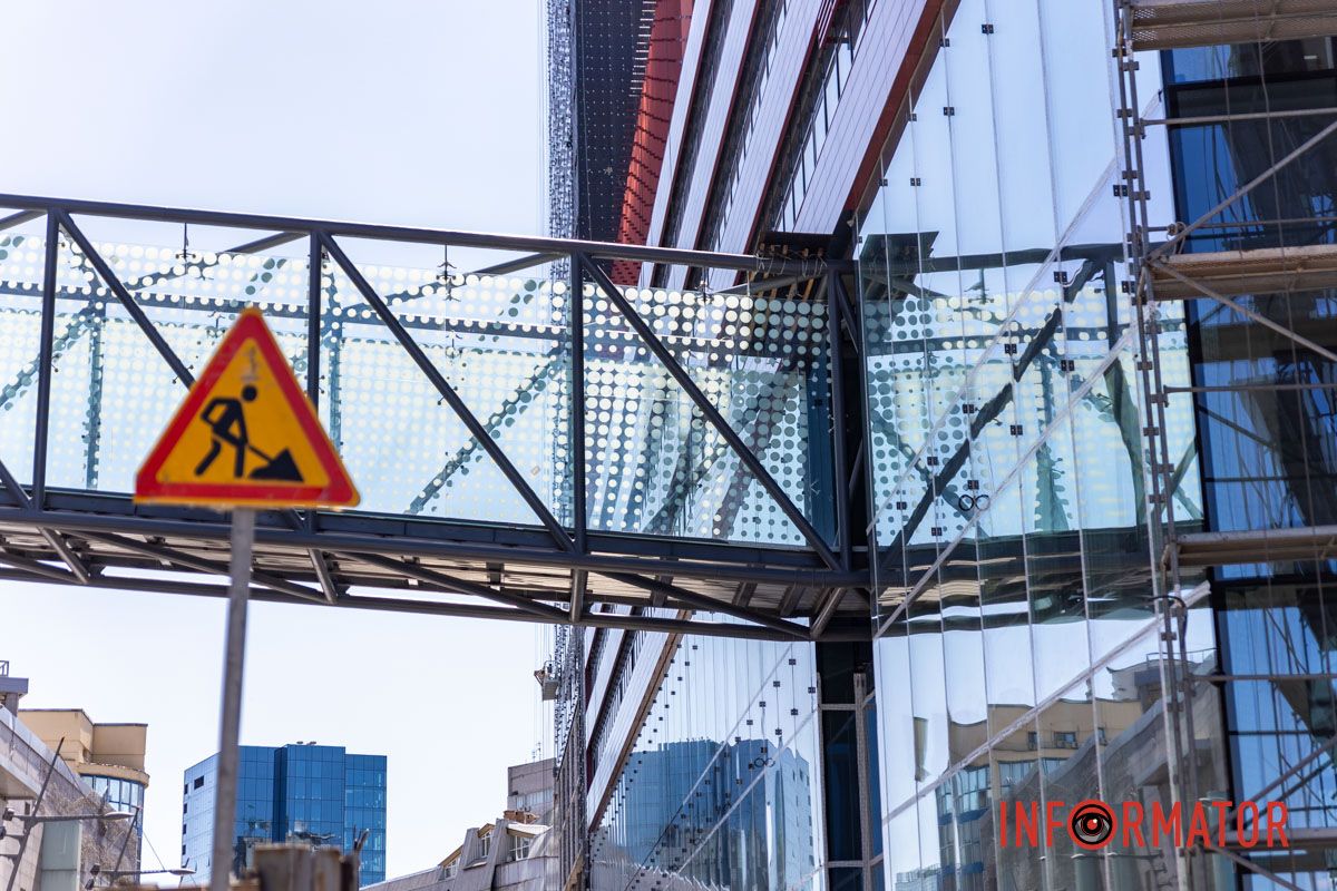 Роботи стартували 4 вересня, і тоді рух на цій ділянці був перекритий