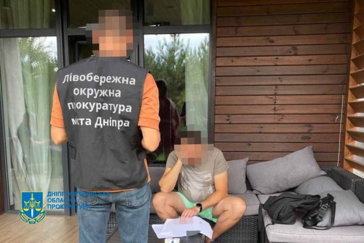 У Дніпропетровській області посадовці “Укрзалізниці” розікрали понад 6 мільйонів гривень 2