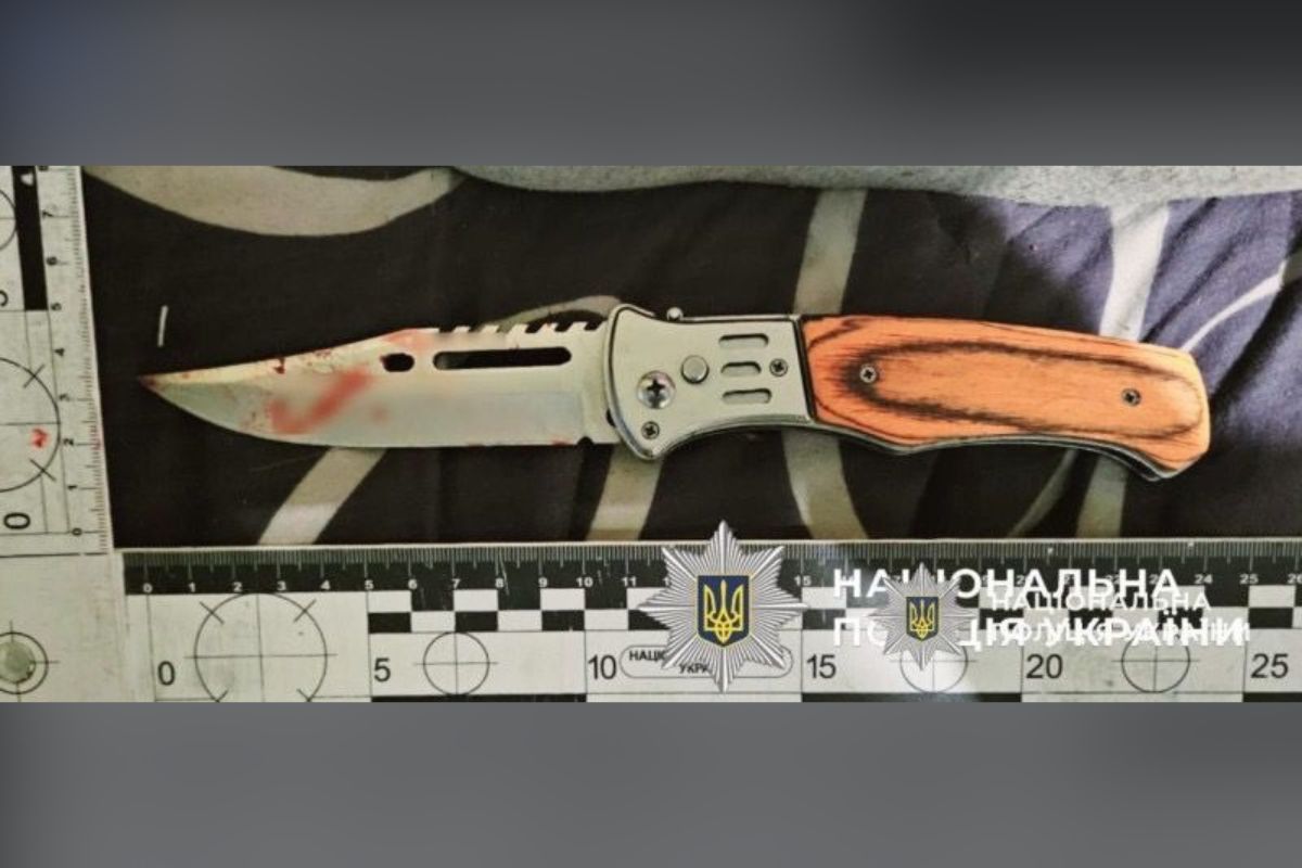 Нож, которым смертельно ранили женщину