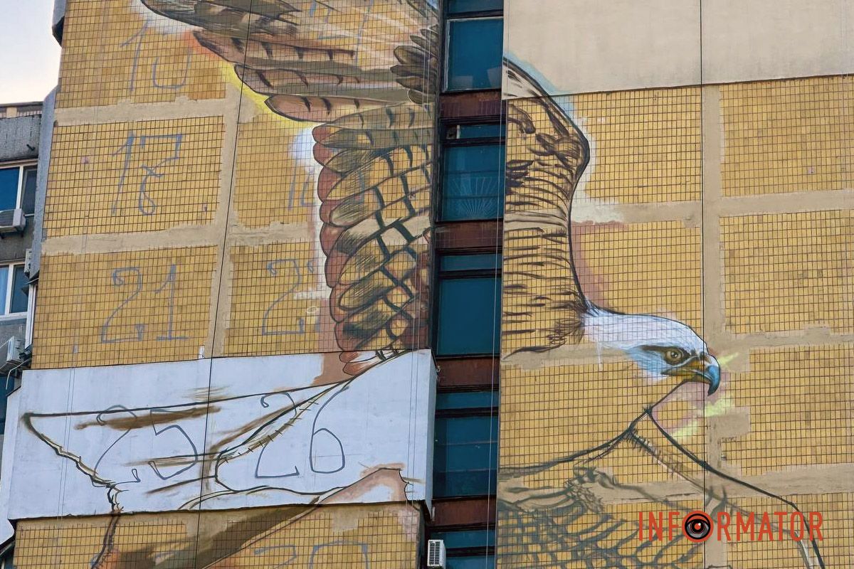 Он появится на стене дома №60 Солнечной набережной На Солнечной набережной в Днепре создают новый гигантский мурал.
