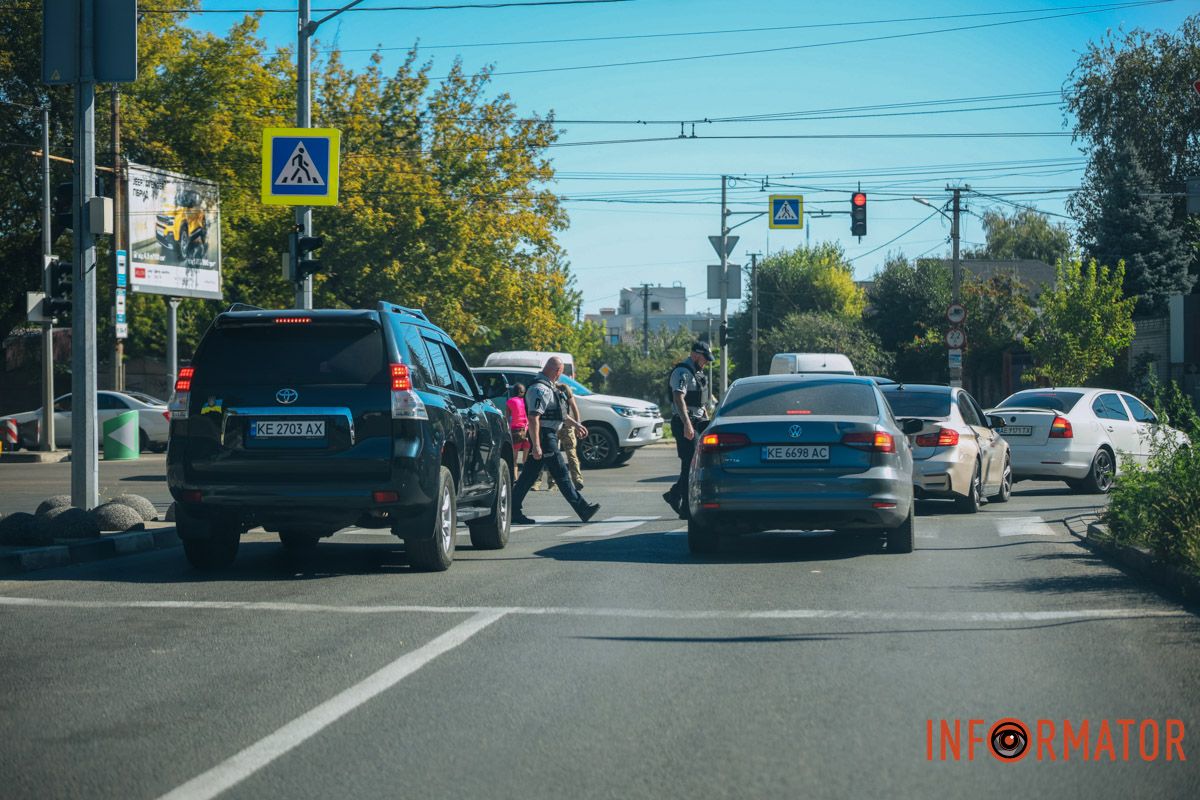 На место происшествия прибыли полицейские На место происшествия прибыли полицейские